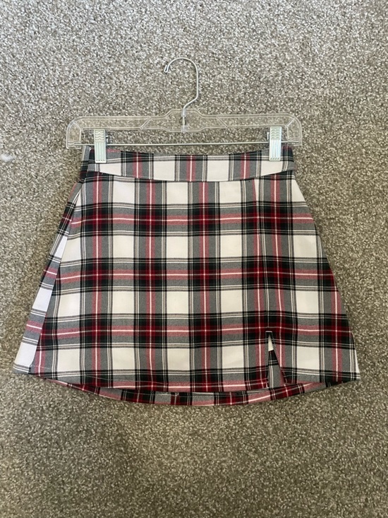 Hollister Dresses & Skirts - Hollister Red Black White Plaid Mini Skirt
